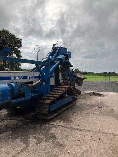 Trencher trenching machine - trencher,,