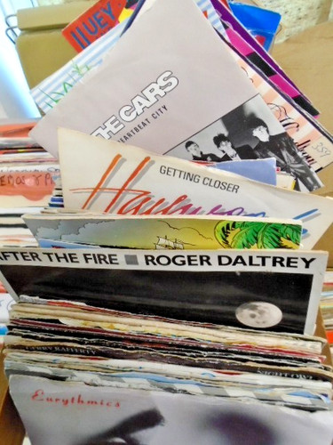 Job lot 25o 80 s - &, 80`s