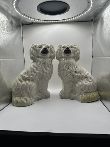Vintage pair staffordshire - vintage, of
