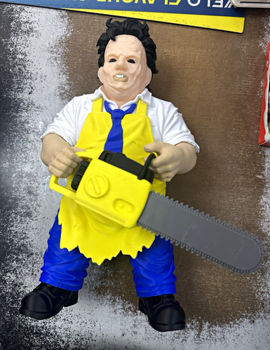 Leatherface action figure with - action,