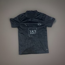 Original Borussia Dortmund Blackout Special Edition Kit Men’s Medium