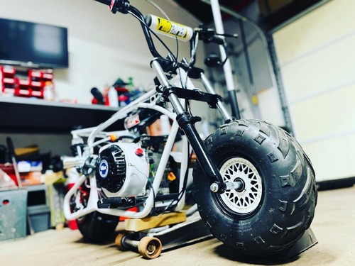 Mini bike front - wheel, hubcaps