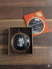 Peter Bates 'Flowers in Cameo'