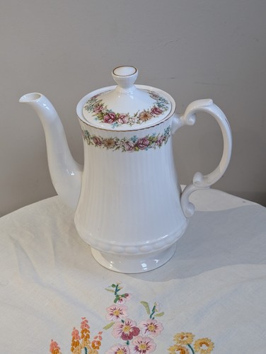 Vintage mayfair bone china - mayfair,