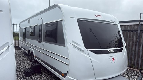Lmc 685 vip caravan