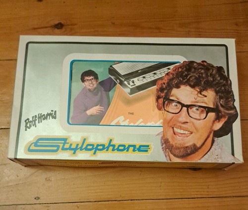 1970 white stylophone - white,