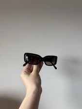 Vogue x Hailey Bieber Rectangle Havana Brown sunglasses (New with case)