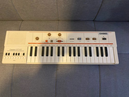 Casio casiotone keyboard - casio, mt-40
