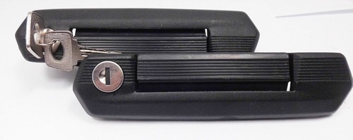Door handles locking - door,