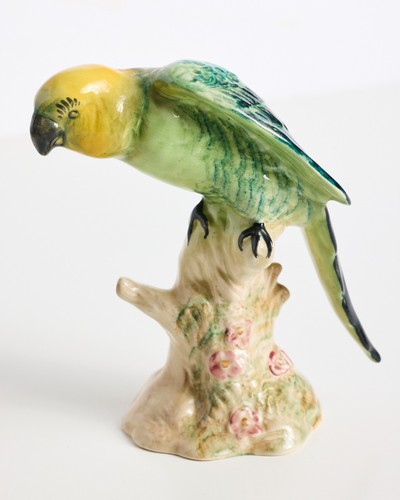 Rare beswick england parrot - rare,