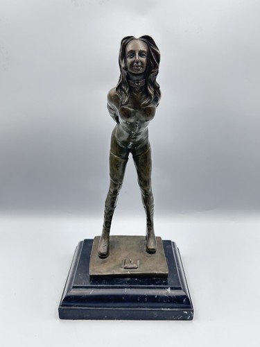 Bronze sculpture chastity - bronze,