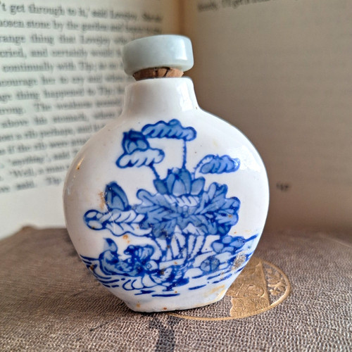 Blue white chinese porcelain - blue, &