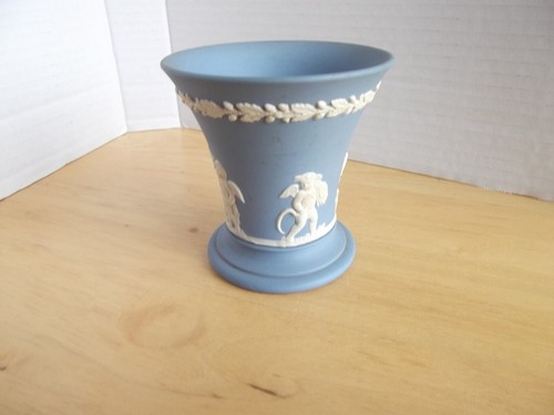 Wedgewood blue jasperware vase - wedgewood,