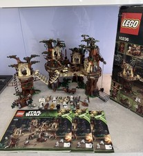 Lego Star Wars 10236 Ewok Village 100% Complete