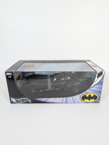 Hot wheels batmobile - batmobile, 1:18
