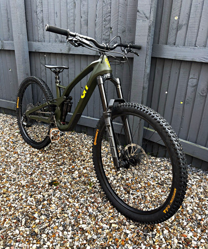 Force carbon pro - gt,