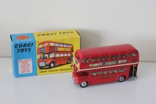 Corgi No 468 London Transport Routemaster Bus vintage toys