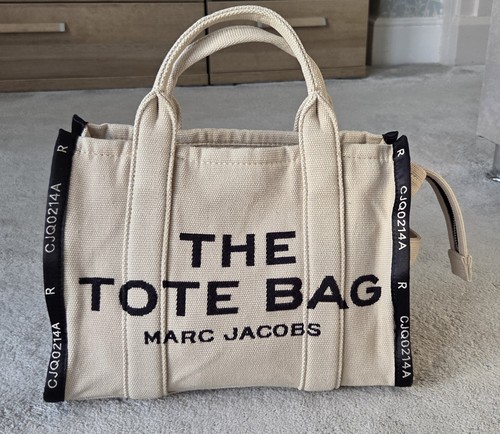 Marc jacobs the medium - jacobs,