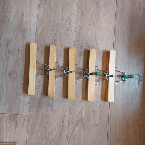 Wooden clamp coat hangers - 5, x