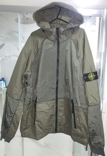 Khaki green men stone island - green,