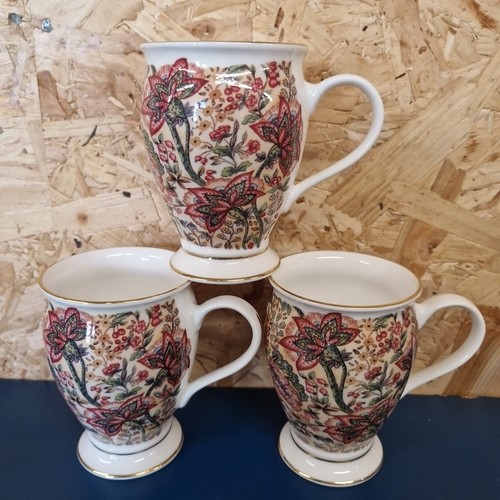 Queen floral pattern - 3, queen’s