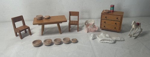 Lundy dolls house - house, furniture