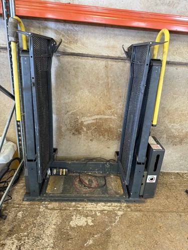 Ricon wheelchair lift with - ricon,