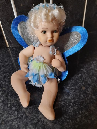 Fully jointed fairy - jointed,
