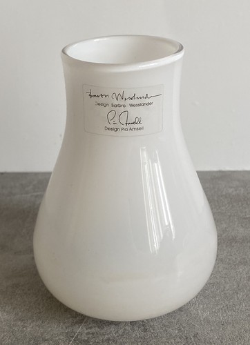 White cased glass vase - vase, barbro