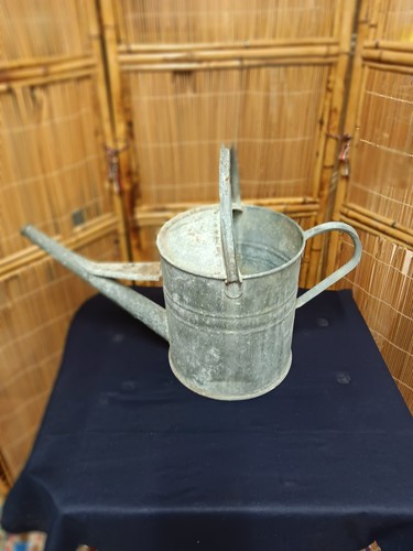 Vintage galvanised watering - galvanised,
