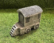 Concrete Traditional Gypsy Wagon Caravan Lawn Ornament Sculpture Outdoor Garden