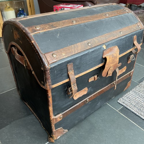 Antique vintage steamer trunk - antique,