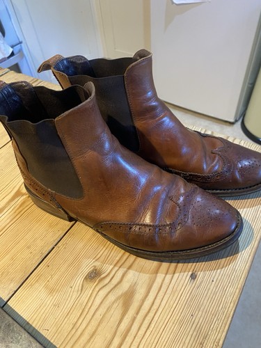 Russell bromley brown - &,
