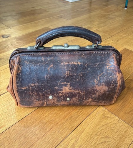 Gladstone doctors bag - bag, vintage