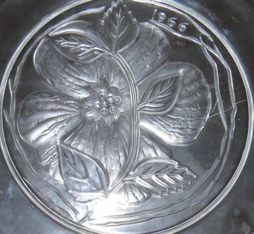 Lalique inch glass plate - inch,