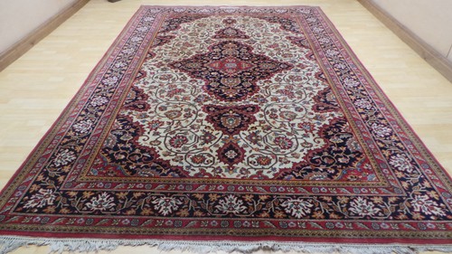 Large carpet rug - made, wool