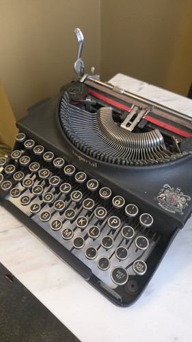 Imperial vintage typewriter - imperial,