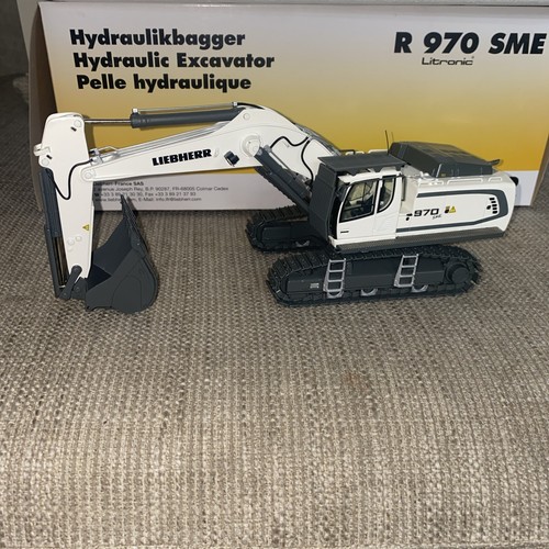Wsi scale white - 1.50, liebherr