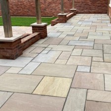 Rippon Buff Indian Sandstone 4 Mixed Size Calibrated Paving slabs
