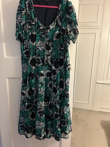 Chesca dress size 26 - chesca,