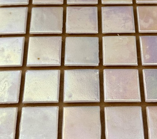 Iridescent 20mm mosaic - 20mm,