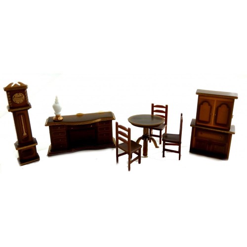Dolls house miniature 48 - dolls,