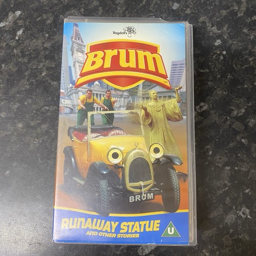 Brum runaway statue - brum,