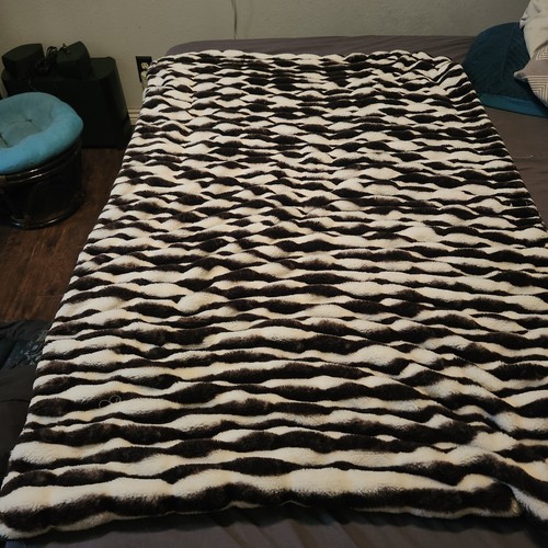 Minky couture hug brown - couture,