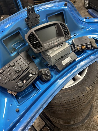 Vauxhall insignia vxr satnav - vauxhall,