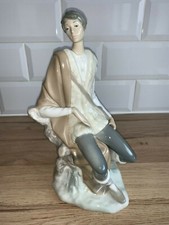 Vintage NAO LLADRO Boy Sitting