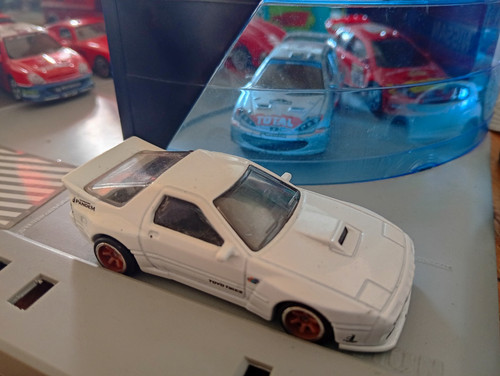 Hot wheels premium mazda - wheels,