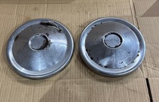 Vintage Classic Car Wheel Trim