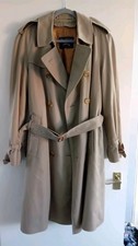 VINTAGE BURBERRYS BEIGE TRENCH