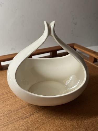 Crate barrel gravy - &,